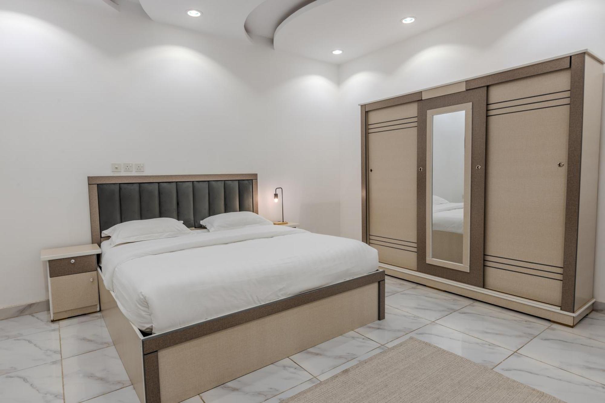 Comfortable & Big Family Apartments 10Mins Drive To Al-Masjid -Nabawi - Nozol Noor 2 Medina Exterior photo